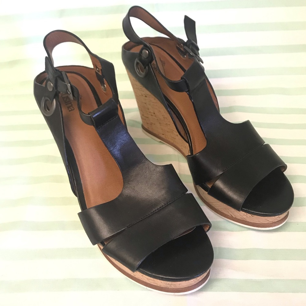 Susina Black Leather T Strap Cork Wedges Size 11